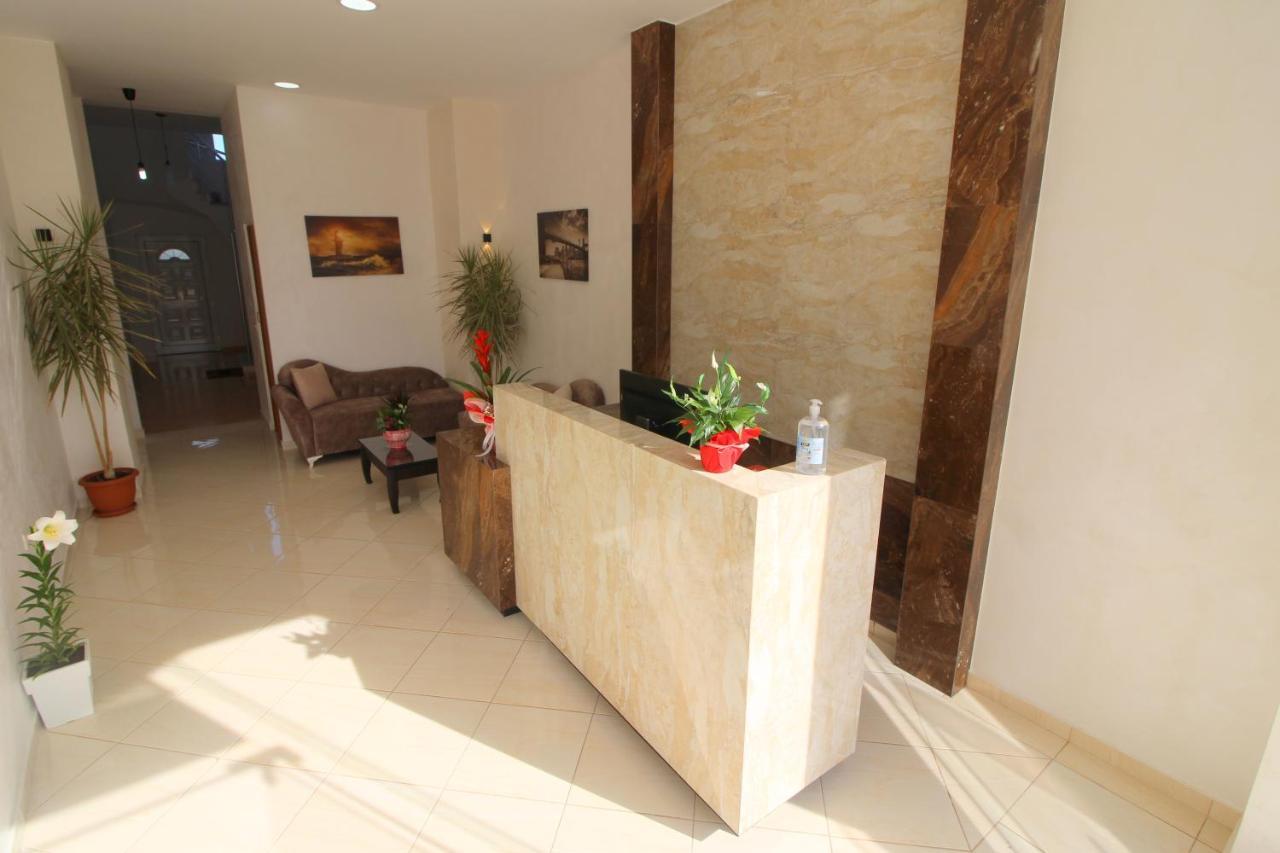 Hotel Down Town Ksamil